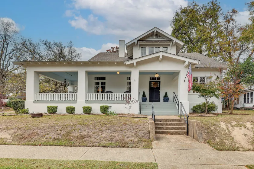 Walk to Dtwn Texarkana: Central Historic Home - Image 1