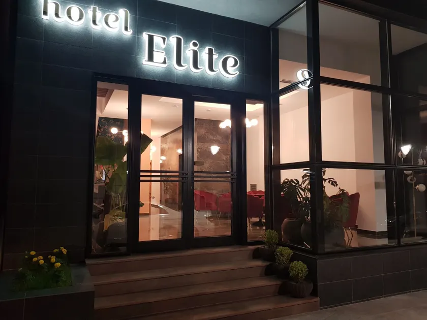 Elite - Image 1