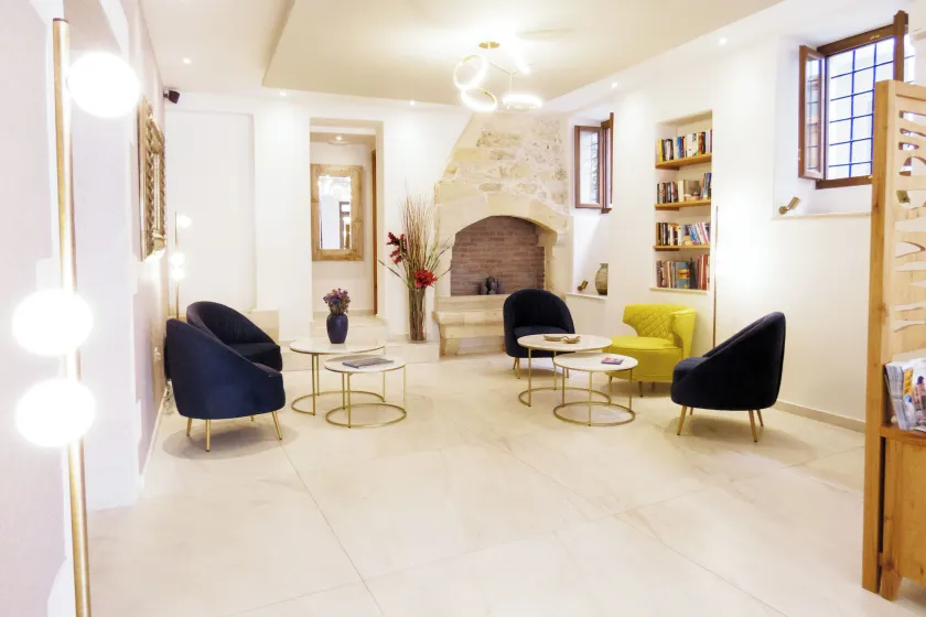 Casa Moazzo Suites and Apartments - Image 1