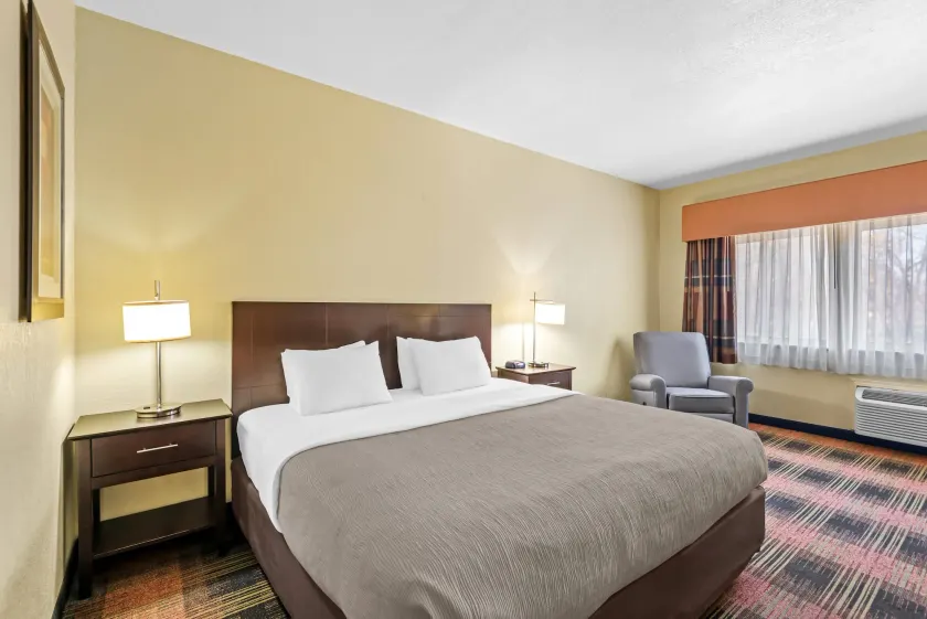 Quality Inn & Suites Des Moines Airport - Image 1