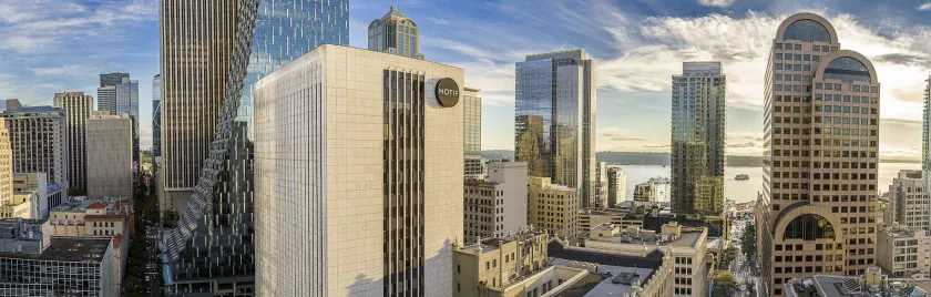Hilton Motif Seattle - Image 1