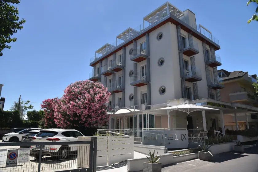 Hotel Felix - Image 1