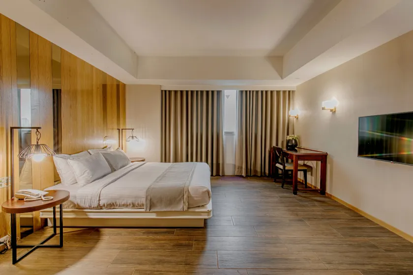 Highness Hotel - Image 1