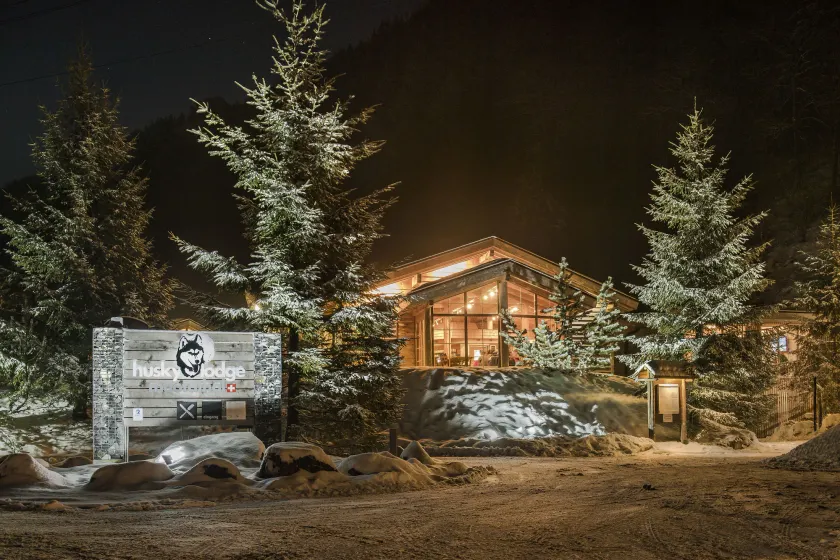 Hüttenhotel Husky Lodge - Image 1