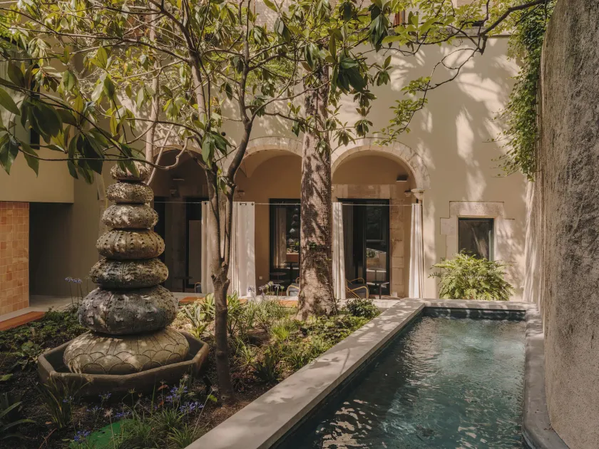 Hotel Palau Fugit - Image 1