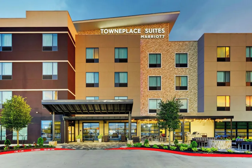 TownePlace Suites by Marriott Houston Northwest Beltway 8 - Image 1