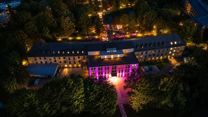 Pawlow Hotel - Image 1