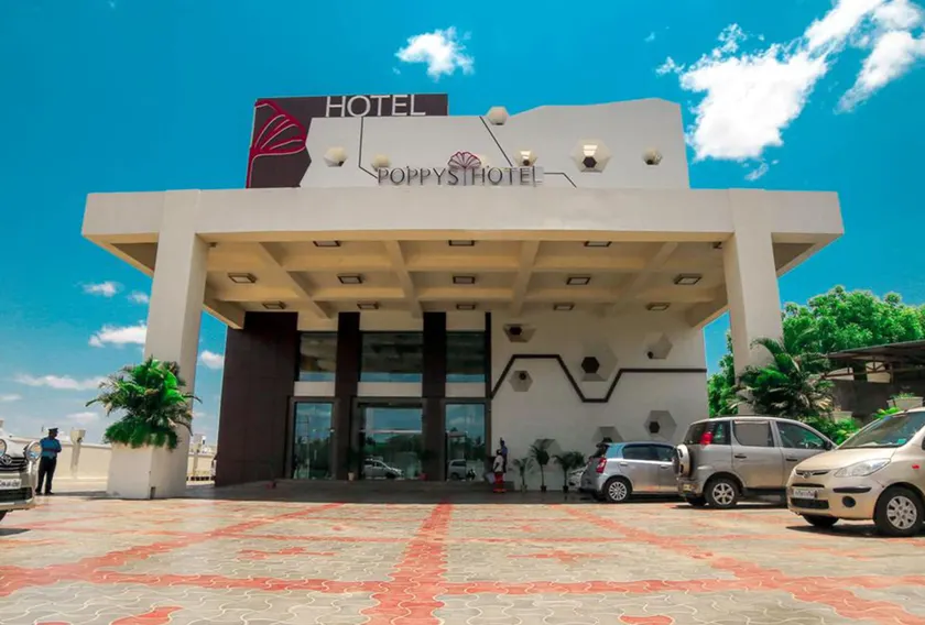 Poppys Hotel Madurai - Image 1