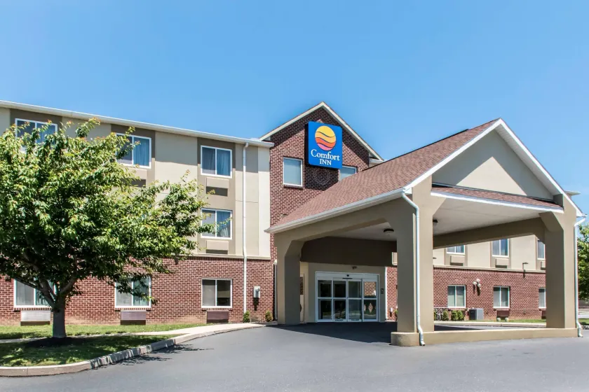 Comfort Inn Lancaster County - Image 1