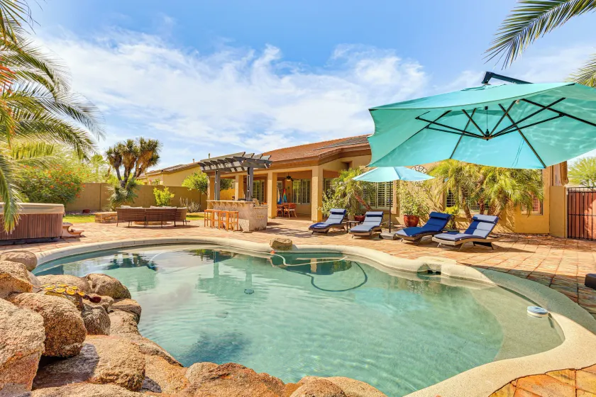 11 Mi to Phoenix Raceway: Luxury Sonoran Oasis! - Image 1