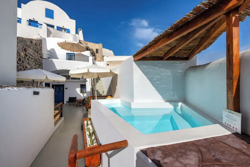Orasis Houses - Luxury Retreats with Pool & Views - Image 1