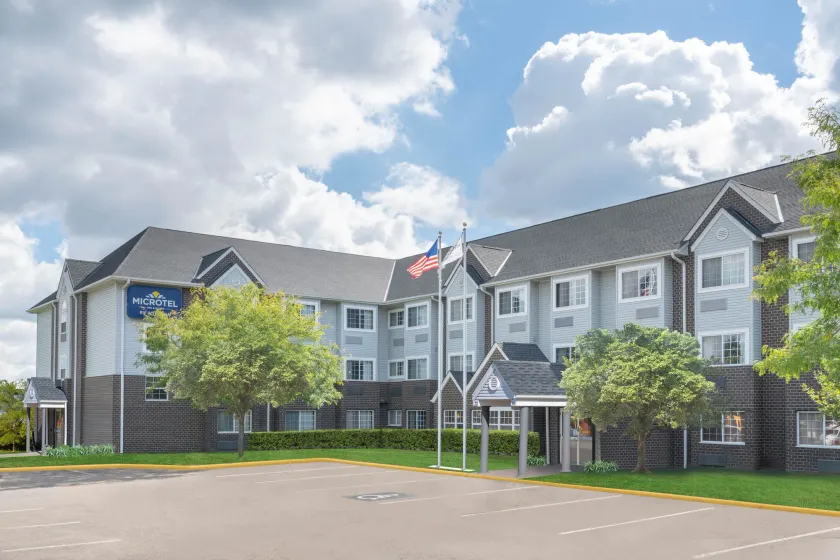 Microtel Inn & Suites by Wyndham Eagan/St Paul - Image 1