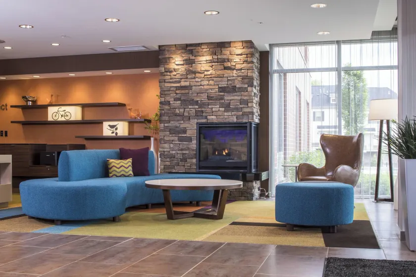 Fairfield Inn & Suites by Marriott Pittsburgh North/McCandless Crossing - Image 1