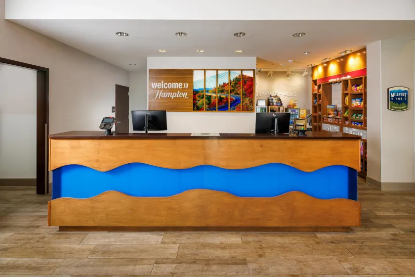 Hampton Inn & Suites Asheville Biltmore Village - Image 1