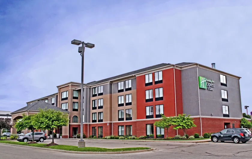 Holiday Inn Express Hotel & Suites Cape Girardeau I-55 by IHG - Image 1