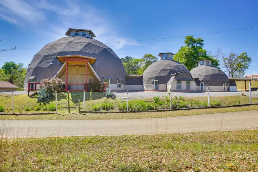 Remote Angie Vacation Rental Near Pearl River! - Interior