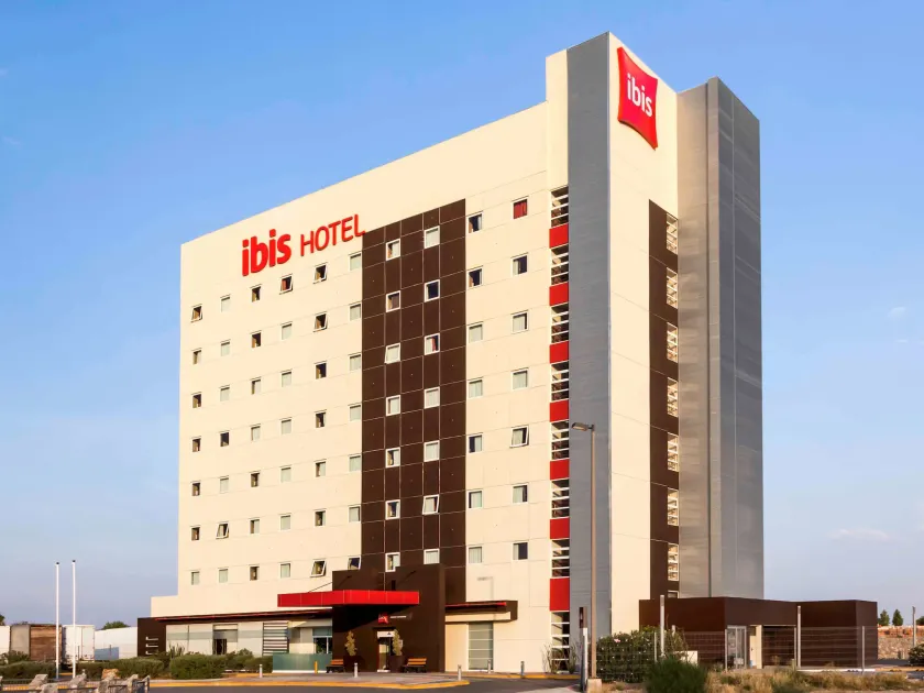 Ibis Juarez Consulado - Image 1