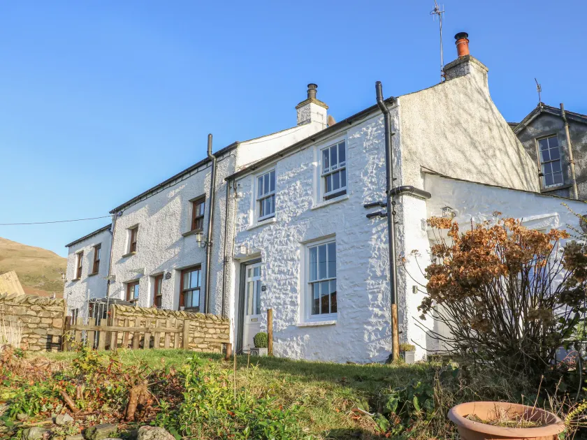 Howgill Cottage - Image 1