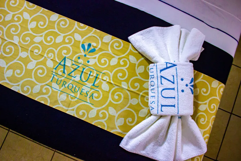 Azul Turquesa - Image 1