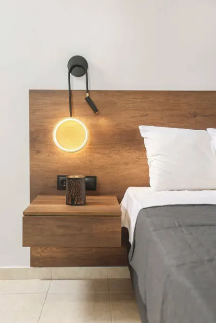 Danae Comfort Living - Image 1
