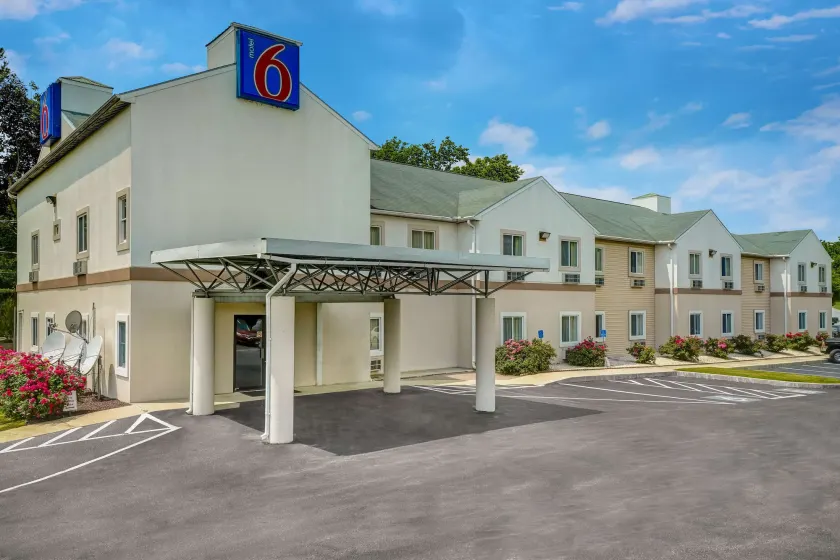 Motel 6-Gordonville, PA - Lancaster PA - Image 1