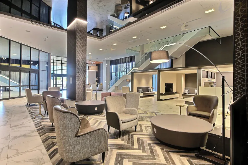 Courtyard by Marriott Montreal Brossard - Image 1