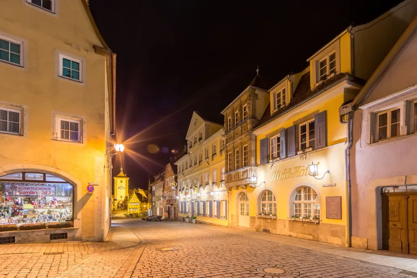 Historik Hotel Goldener Hirsch Rothenburg - Image 1