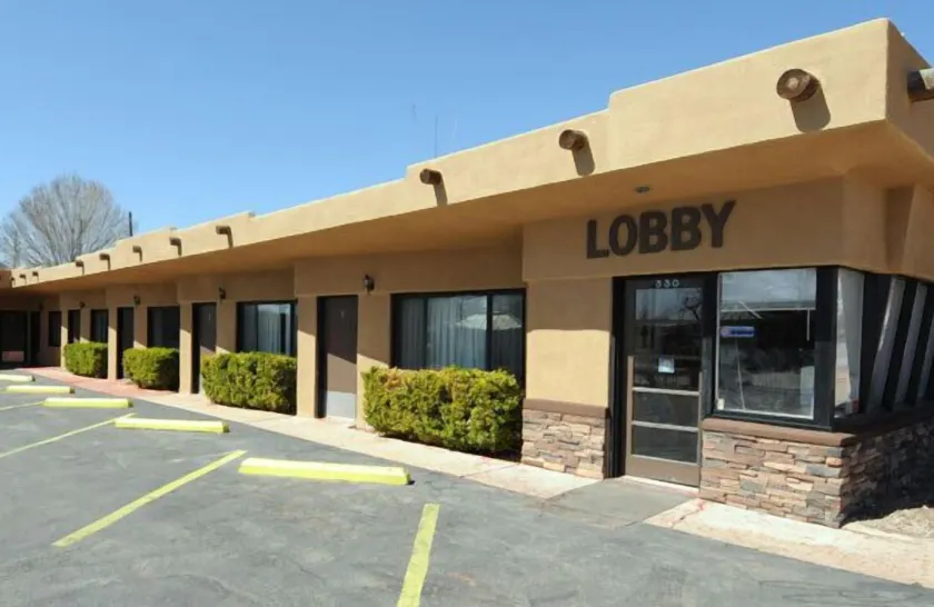 Redrock Country Inn - Image 1