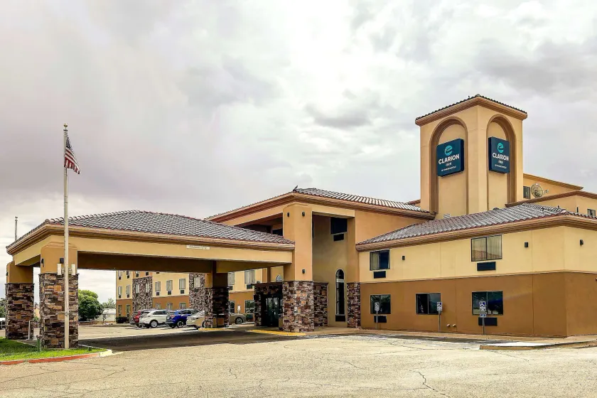 Clarion Inn Page - Lake Powell - Image 1