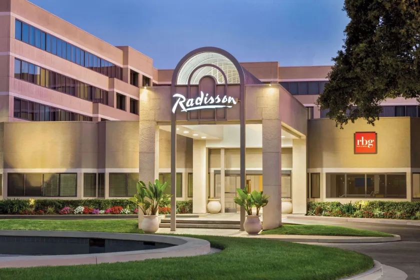 Radisson Hotel Sunnyvale - Silicon Valley - Image 1