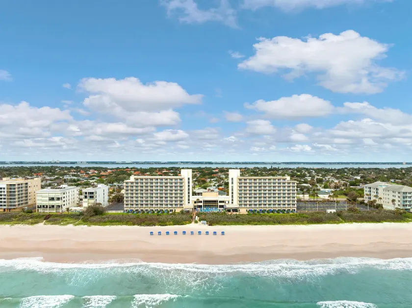 DoubleTree Suites by Hilton Melbourne Beach Oceanfront - Image 1