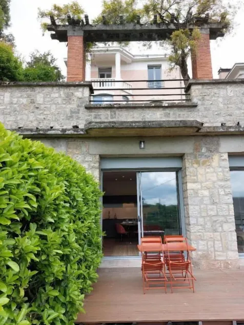 Le Bompard 50 m2 Villa Art Déco Plein centre avec jardin - Image 1