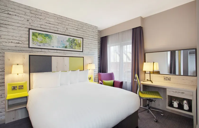 Leonardo Hotel Manchester Central - Image 1