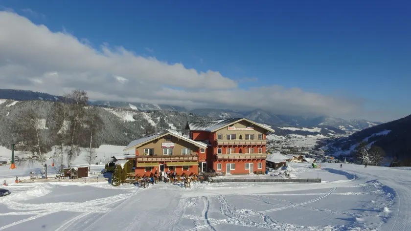 Hotel Pariente - Image 1