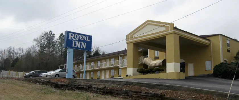Royal Inn - Image 1