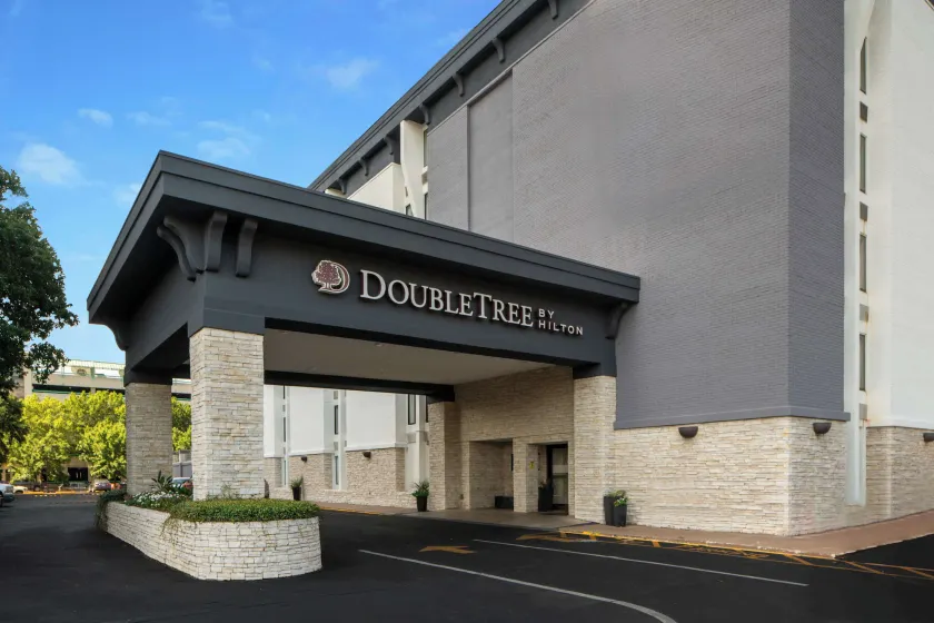 Doubletree by Hilton Hotel Montgomery Downtown - Image 1