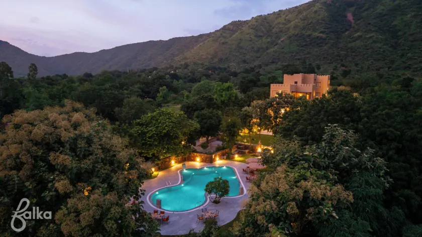 Dev Bagh Luxurious Private Suites - Image 1