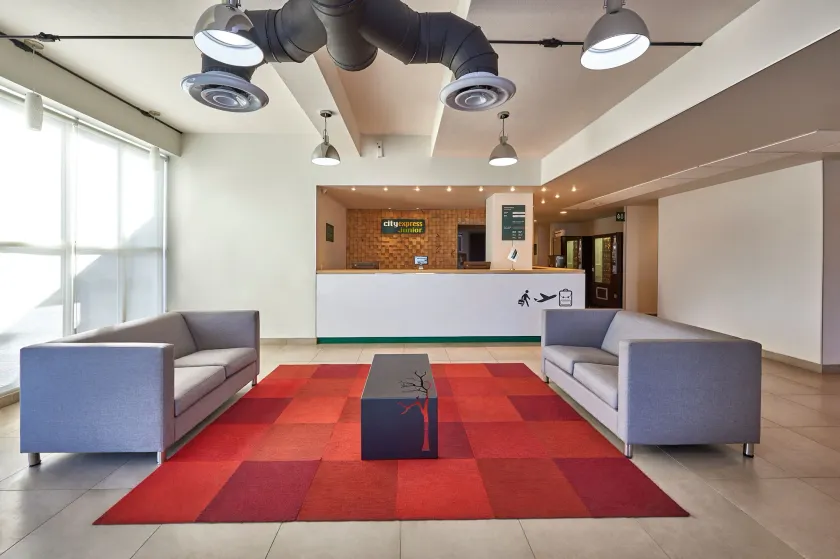 City Express Junior by Marriott Toluca Zona Industrial - Image 1