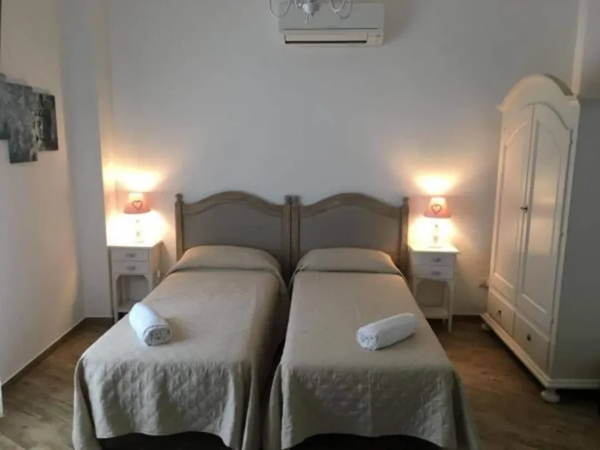 City Garden Guest House - Image 1
