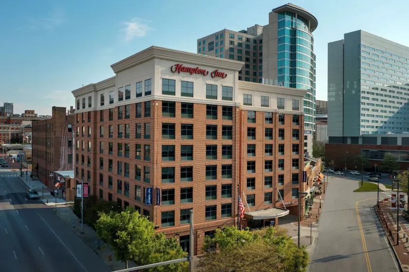 Hampton Inn Baltimore-Downtown-Convention Center - Image 1