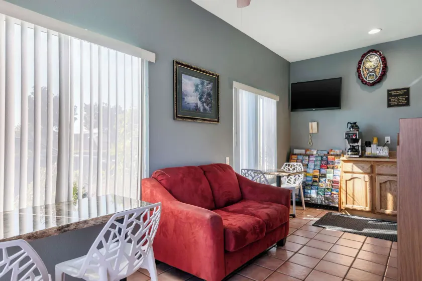 Rodeway Inn Carson - Los Angeles South - Image 1