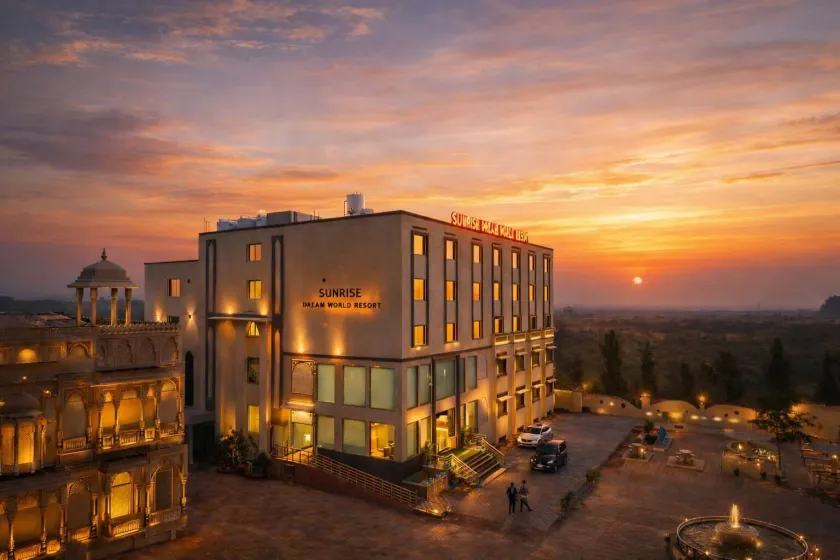 Sunrise Dreamworld Resort - Image 1