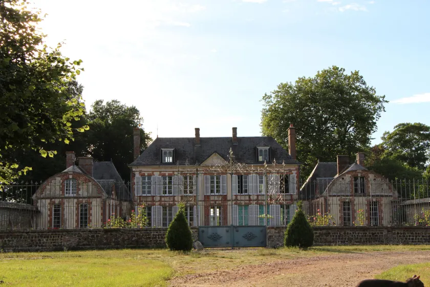 Rouge Maison - Image 1