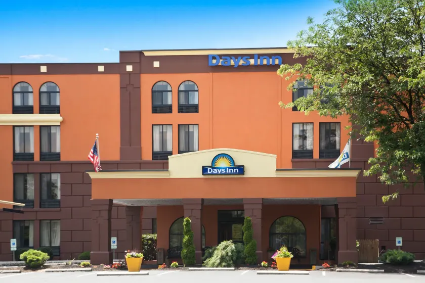 Days Inn by Wyndham Reading Wyomissing - Image 1