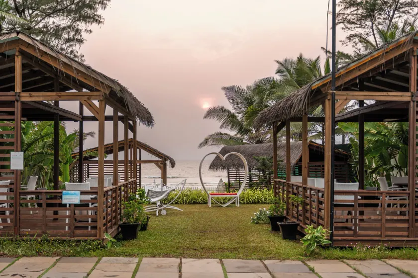 Fahrenheit Hotels & Resorts - Image 1