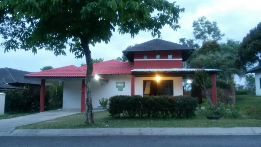 Ann Homestay Villa 893 - Image 1