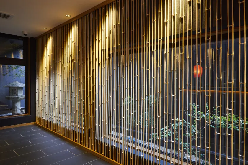 Rinn Gion Kenninji - Interior entrance