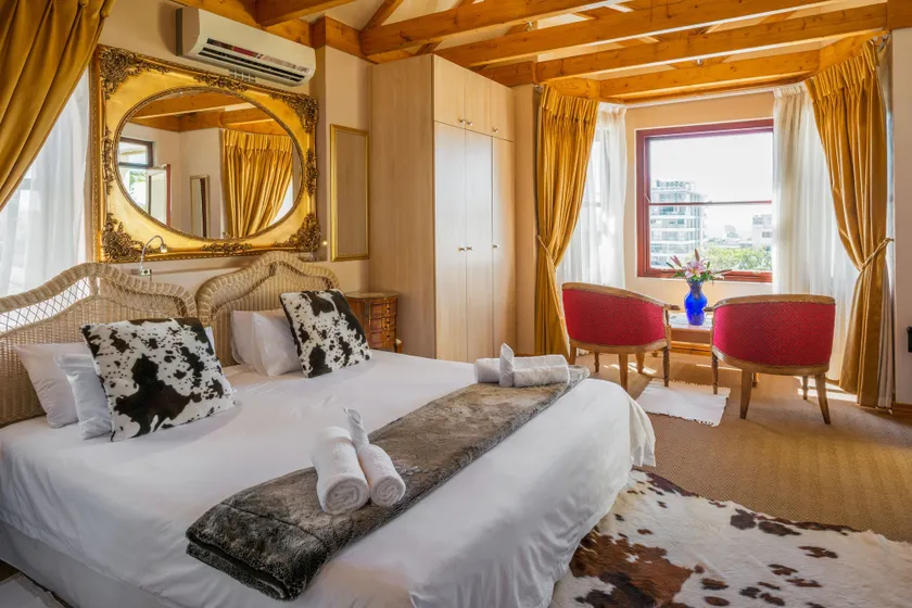 Stadium Guest House - Image 1
