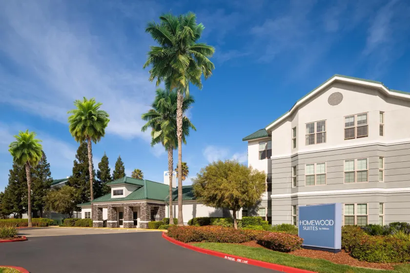 Homewood Suites By Hilton Sacramento Airport - Natomas - Image 1