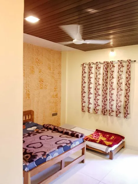 Vikrant Deluxe Rooms - Rom